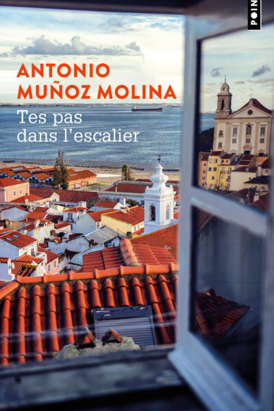 TES PAS DANS L'ESCALIER
