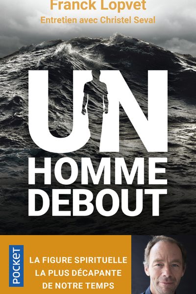 UN HOMME DEBOUT