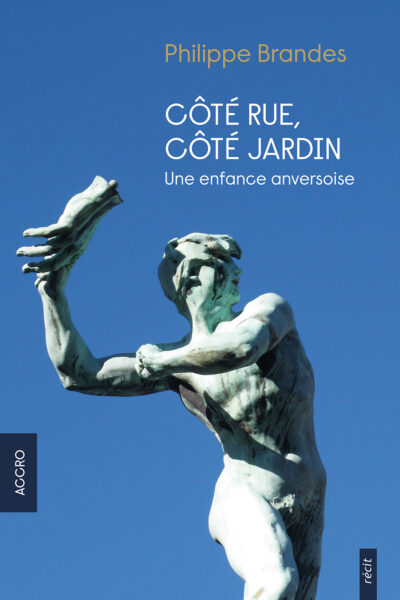 COTE RUE, COTE JARDIN