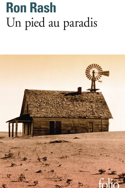 UN PIED AU PARADIS