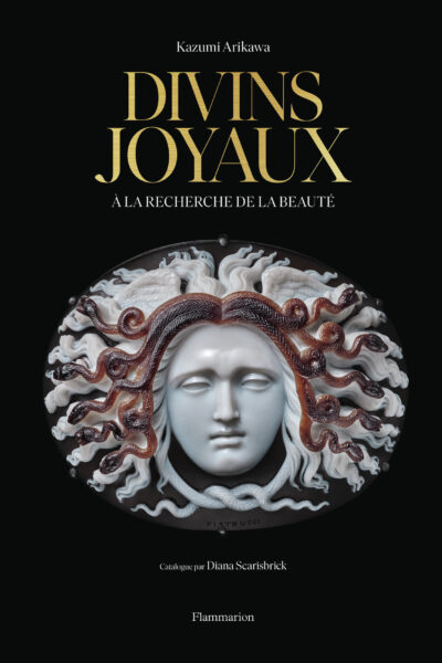 DIVINS JOYAUX - A LA RECHERCHE DE LA BEAUTE