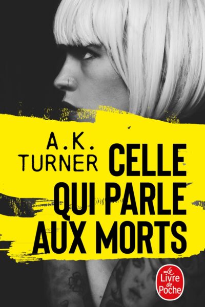 CELLE QUI PARLE AUX MORTS