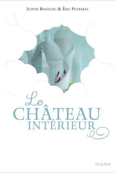LE CHÂTEAU INTERIEUR