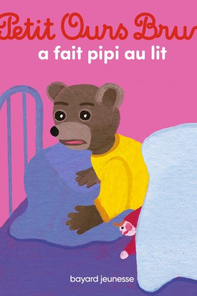 PETIT OURS BRUN A FAIT PIPI AU LIT