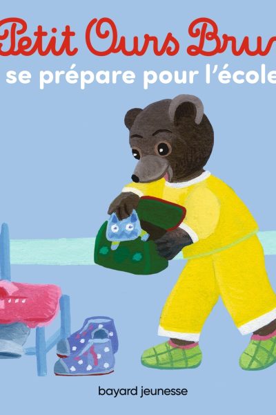 PETIT OURS BRUN SE PREPARE POUR L'ECOLE